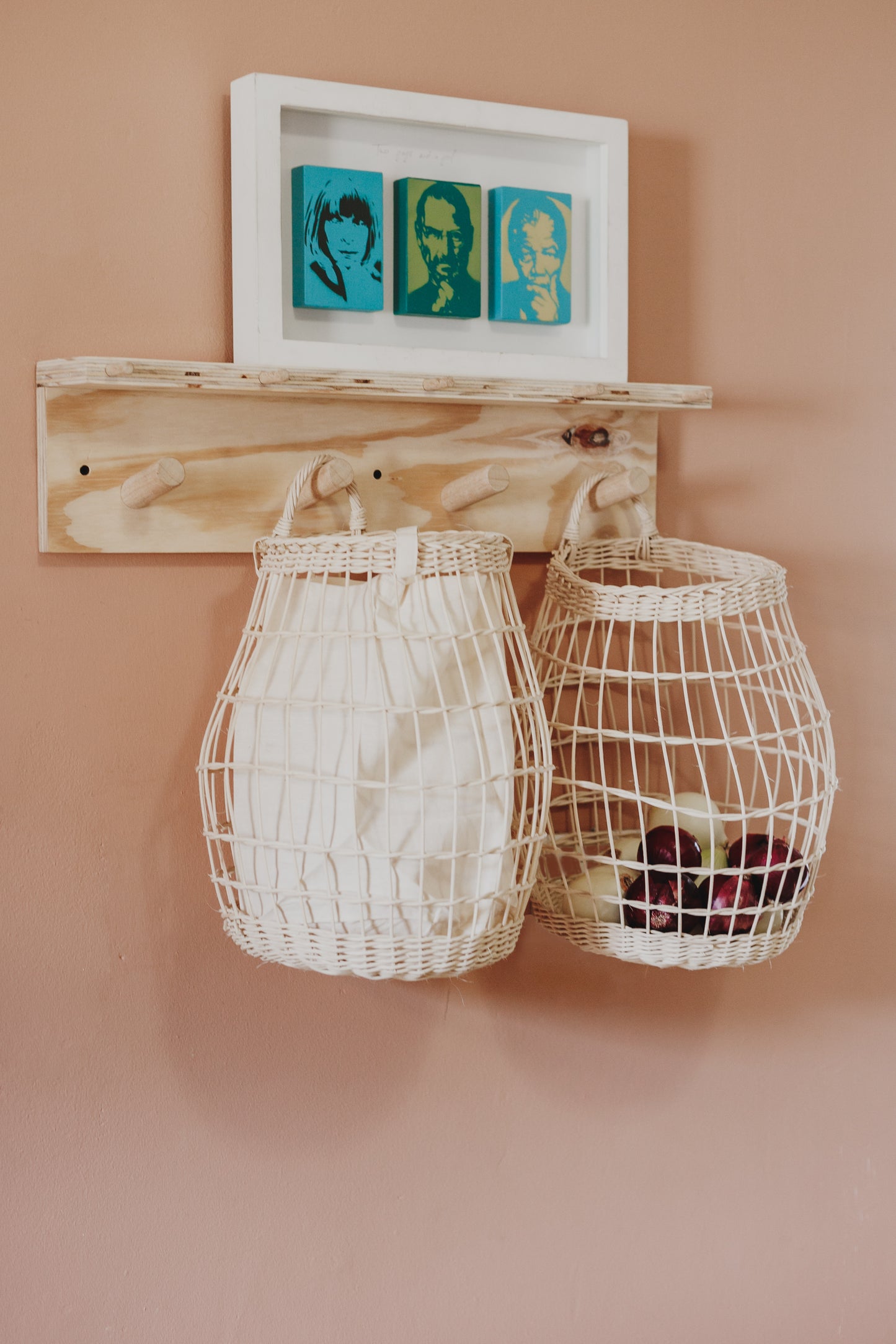 Baskiti Hanging Storage Basket, Axel design